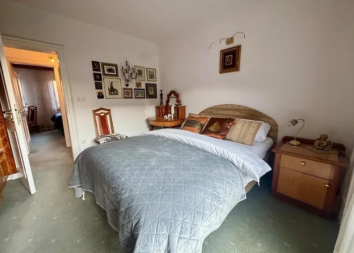 Peaceful & Spacious Villa With A Beautiful Garden
